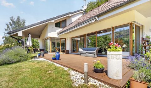 6i RD s pozemkom 3700 m2  | Opatová