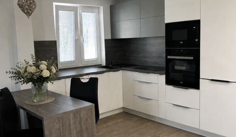 Moderný 2 izbový byt 