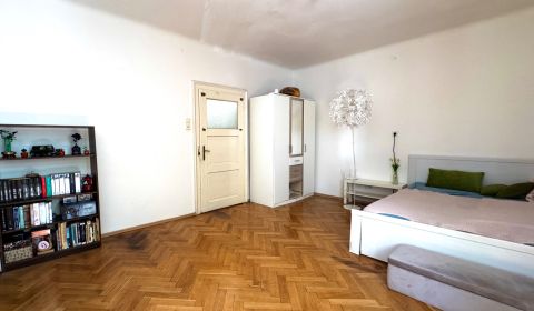 REZERVOVANÉ | 1.5i priestranný a slnečný byt | 49m² | Nové Mesto