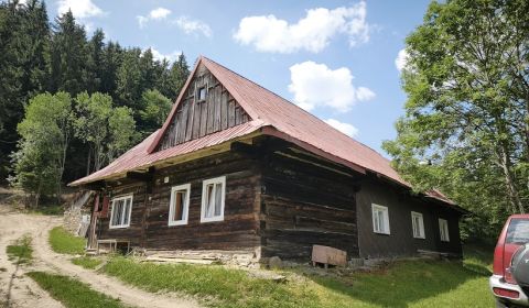 Chalupársky raj na polosamote v horách: drevenica Klokočov