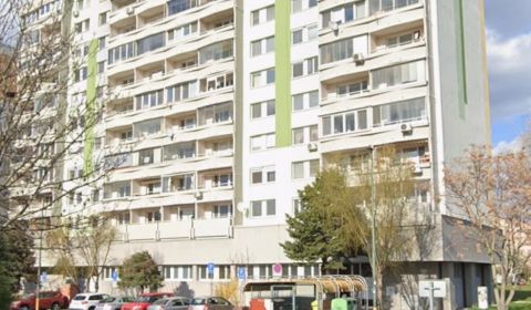 Predá 2 izbový byt s loggiou na Podzáhradnej ulici