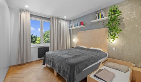 Zrekonštruovaný 2,5 izbový byt na ulici Haburská, Bratislava