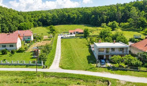 1.BCR | INVESTIČNÁ PRÍLEŽITOSŤ! SP,VÝMERA 1068 m², RD-CHATA, BREZOLUPY