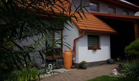 ZNÍŽENÁ CENA / RODINNÝ DOM NA PREDAJ / MOJŠ - ŽILINA