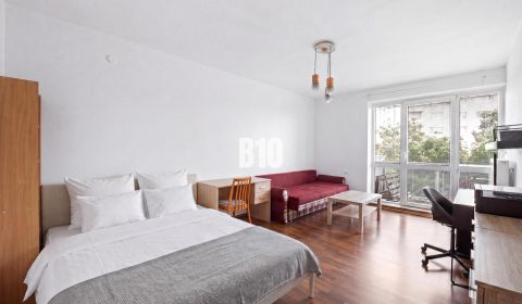 JELŠOVÁ ul. - 2-izbový byt s balkónom a výhľadom na koruny stromov