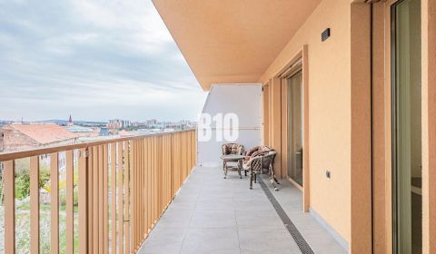 3-izbový byt v ORBIS-e | 82 m² + 16 m² terasa s výhľadom na Zobor