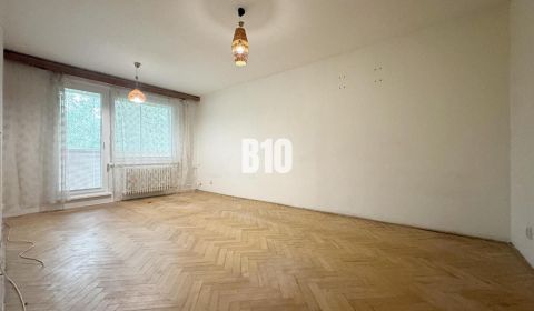 82,4m2 - 3 izbový byt-2 x LOGGIA
