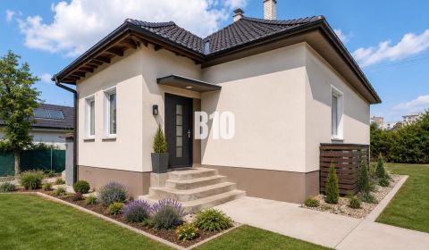 Rodinný DOM priamo v Nitre / bývanie alebo podnikanie?