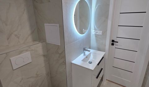  3-izbový byt vo vyhľadávanej lokalite. v Prievidzi