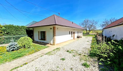 Na predaj 3izbový dom, chalupu, prerobený, obec Tehla, 10km Vráble