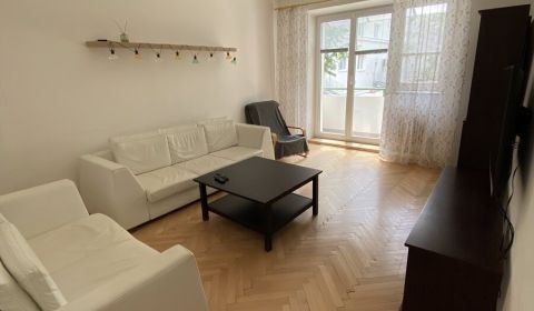 Prenájom 3-izbový byt Bratislava I - Staré mesto