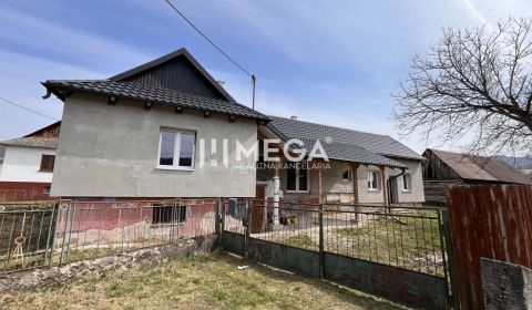 Na predaj - Dom s veľkým pozemkom v Pakostove