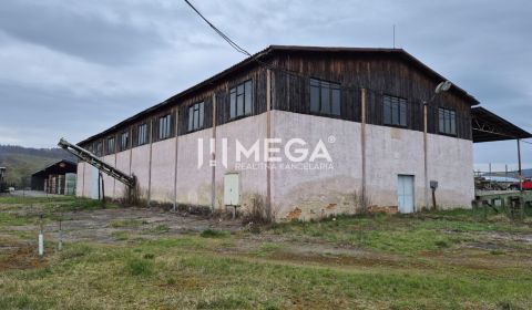 PRENÁJOM veľkej HALY v obci UDAVSKÉ