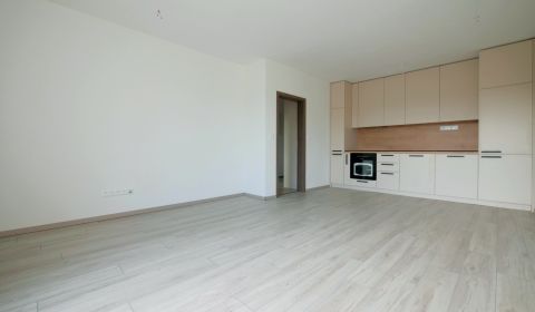BYTY KOŠÚTY - 2 izbový byt na predaj s výhľadom na zeleň