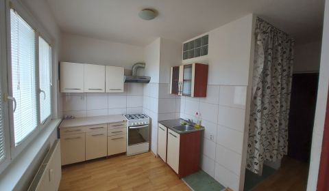 1 - izbový byt v Komárne