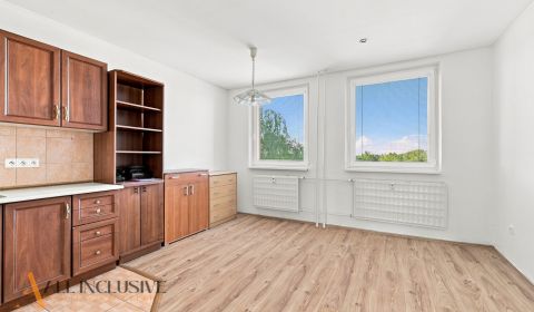 Na predaj 2-iz. byt s balkónom a pivnicou, Veľký Meder