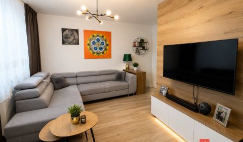 Na PREDAJ 1-izbový byt, Banská Bystrica centrum