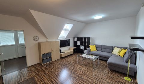 Na prenájom útulný 2-izbový byt v Senci  60 m2– Šafárikova ulica Senec