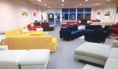 Klimatizovaný obchod. priestor 216 m2 v Ružinove na Ivánskej ceste
