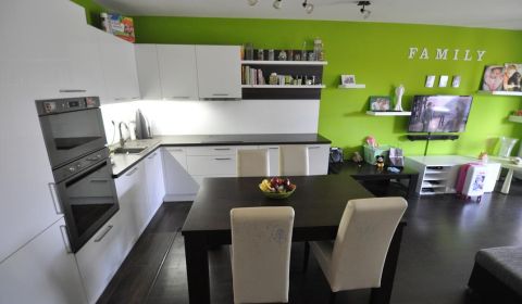 Exkluzívny 3 izbový byt po kompletnej rekonštrukcií