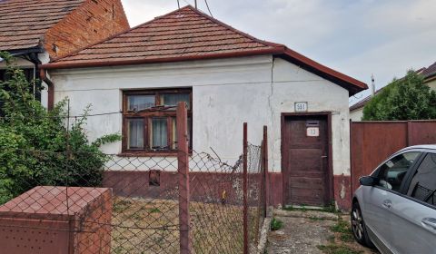  1.BCR | PREDAJ STARŠÍ ROD.DOM S POZEMKOM 780 m², ČASTÁ