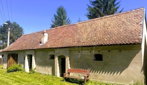 Historická chalupa na Záhorí - raj pre chalupárov, hubárov či cyklisto