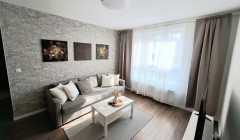 2 izbový slnečný byt v Tammi s veľkým šatníkom