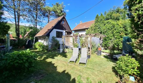Záhradná chata so záhradou, Devínska cesta, Devín