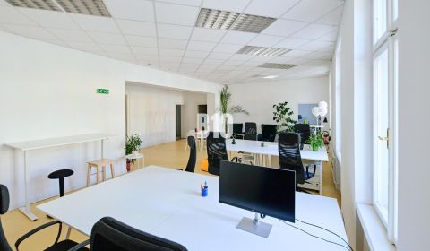 Hľadáš kanceláriu kde nemáš fixný nájom?