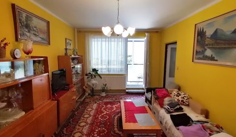REZERVOVANÉ 2 izbový byt na predaj, veľký 61 m2, bezbarierový