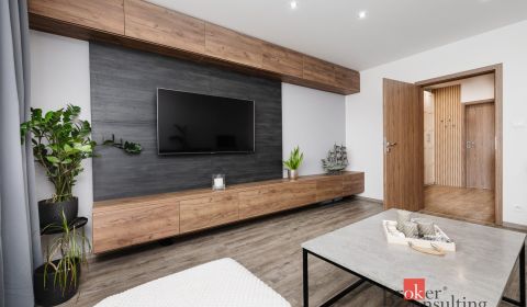 REZERVOVANÉ: Byt aký hľadá každý – moderne zariadený bez ďalších inves