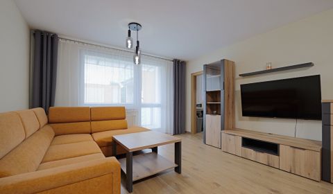 Jedinečná ponuka - 1i BYT s priestranným balkónom - SNP - PB