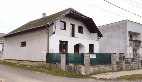 RODINNÝ DOM - obec SVÄTUŠE
