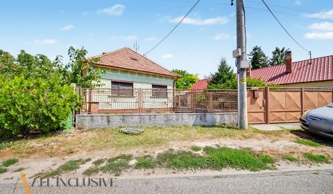 Na predaj 4-izb. rd na pries. pozemku, Malé Dvorníky