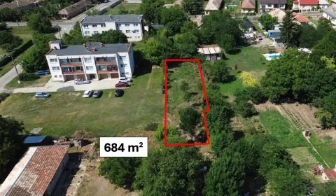 Hronovce – 684 m2 STAVEBNÝ POZEMOK na domček/chatu