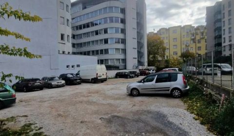  Prenajom parkovacie miesto Stefanicova  Bratislava Stare mesto 
