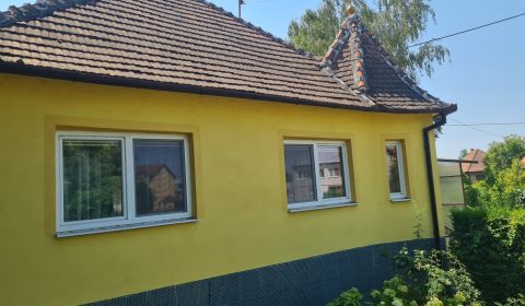 Predaj rodinného domu Komjatice