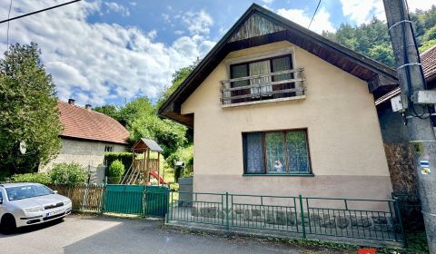 Rodinný dom na predaj Žiar nad Hronom