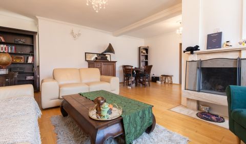 Zrekonštruovaný 2i byt s balkónom, Staré Mesto