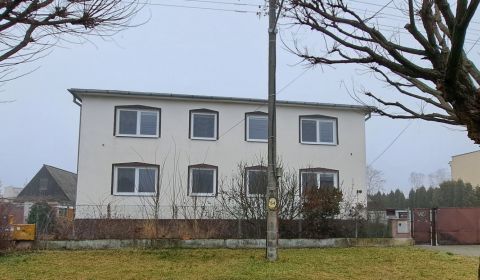 Rodinný dom, 4 bytové jednotky, Kalná nad Hronom (SM-896)