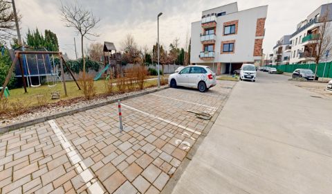 Parkovacie miesto Ružinov – Na piesku, uzavretý areál, investícia