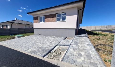 Na predaj rodinný dom, bungalov, typ K, Prešov, Drienov