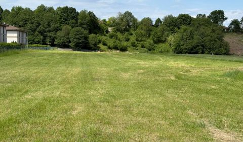 STAVEBNÝ POZEMOK 719 m2, KRASŇANY PRI ŽILINE