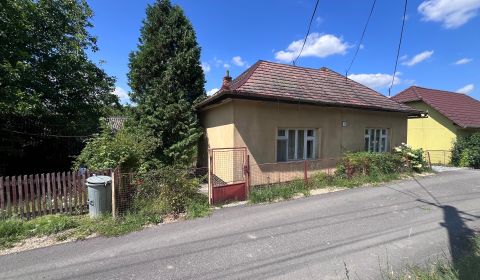 NA PREDAJ! RD - chalupa, pozemok 1691m2, okres Myjava - Jablonka