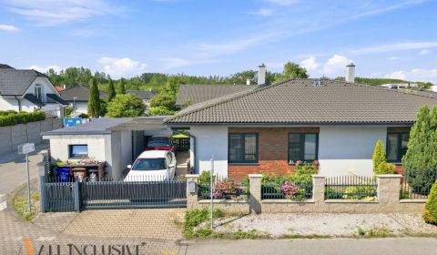 Na predaj 3-izbový rodinný dvojdom, Hamuliakovo