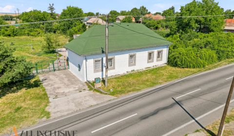 Na predaj 3-izb. RD s veľkým poz. a priestr. garážou