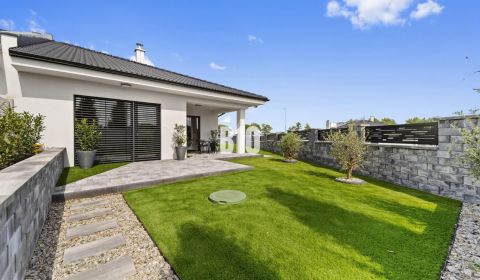 Moderný 4i dom v RED OAK, Lužianky | Kompletné zariadenie!