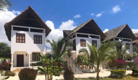 SAMOSTATNE STOJACA VILA MAPUMZIKO S 2 SPÁLŇAMI NA ZANZIBARE 
