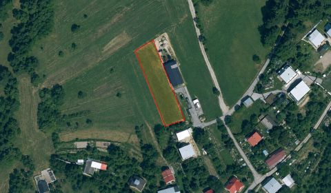 1.BCR | BUDÚCI STAVEBNÝ POZEMOK V OŠČADNICI, VÝBORNÁ INVESTÍCIA