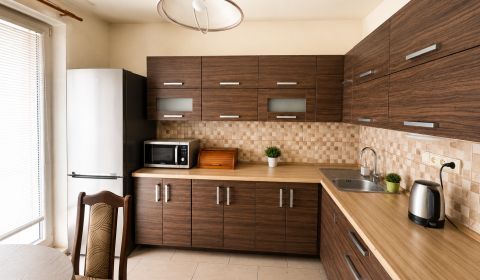 EXKLUZÍVNY PREDAJ -  2-izbový priestranný byt  3 balkóny - Lúčna, Šaľa